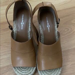 Treasure and bond wedge sandals